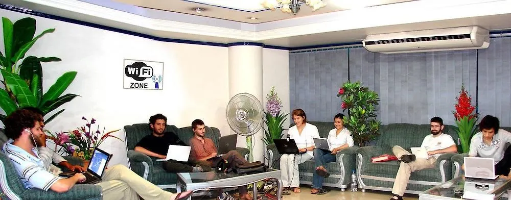 Grand Prince Hotel Dhaka Bed & Breakfast